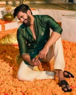 Devrat Dark Green Embroidered Chanderi Kurta